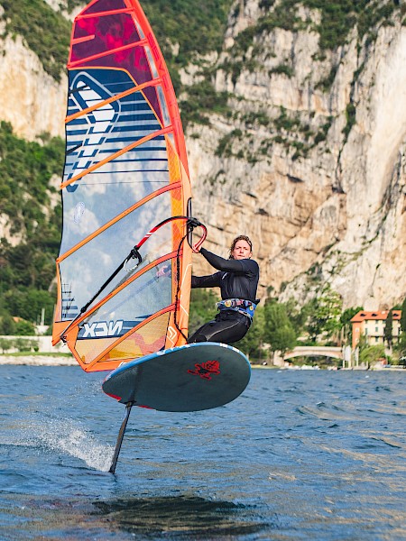 aswc_garda_220.jpg
