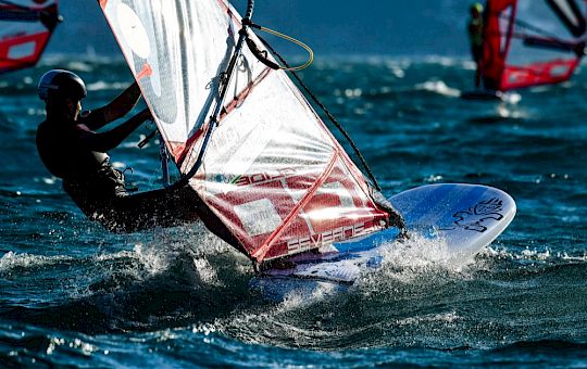 univela_iqfoil_worlds_2021_campione_del_garda_youth-7544.jpg