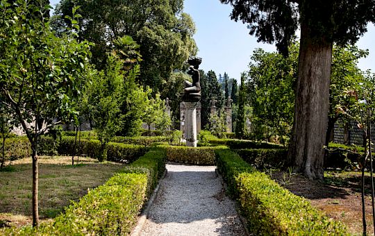 la-limonaia-dei-giardini-del-vittoriale-degli-italiani-1024x683.jpg