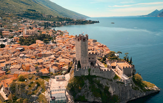 Univela Sailing ssdsrl - 1992534236-c72e793fb4bd44c0b0bc5480439d7830a7d6fe3fdfc7347f00c7d99217be8ec3-d_copia.jpg